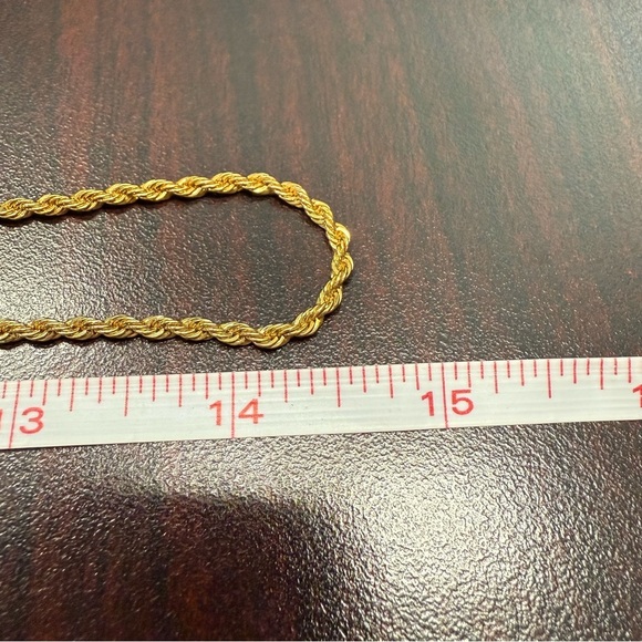 Avon  Goldtone  Rope Chain Necklace NIB vintage 2005 24 & 30 inch lengths - Picture 3 of 7